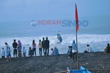 Ribuan Wisatawan Padati...