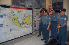 3 Negara Asing Turunkan...