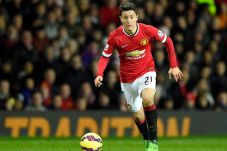 Herrera Comeback Lawan...