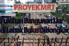 Puluhan Bangunan Liar...