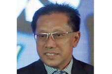 2015, Industri Keuangan...