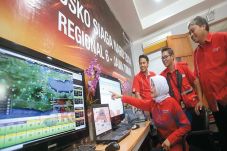 Telkomsel Siap Hadapi...