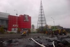 Ombak Rusak Kawasan...