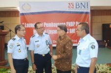 Tingkatkan Layanan Paspor,...