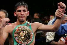 Linares Rebut Sabuk...