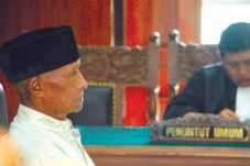 Eksepsi di Tolak, Sidang...