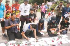 24 Korban Air Asia Warga...