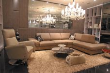 Dominasi Furnitur Artistik