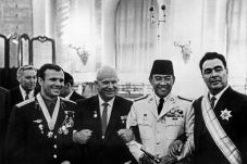 Jejak Islam Soekarno...