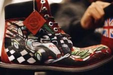 Modifikasi Sepatu Ala...