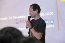 Banyak Kewajiban yang...