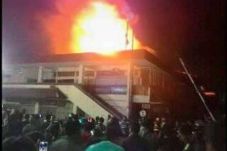 Pasar Klewer Terbakar...
