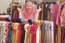 Mengandalkan Produk...