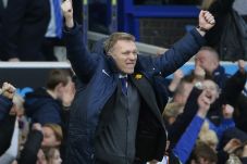 Moyes Yakin Bisa Kalahkan...