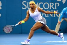 Serena Williams Terbantu...