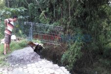 Talud Perum Azzahra...