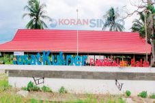 Pusat Kuliner Ditinggalkan...