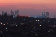 Pendapatan Hotel Turun...
