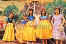 Mengasah Bakat Modeling...