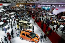 Mobil Murah Makin Diminati