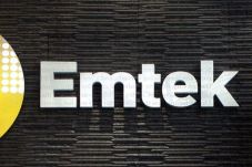 EMTK Jual 8% Saham kepada...