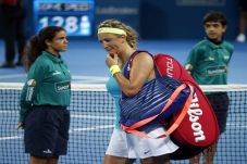 Comeback Azarenka Kurang...