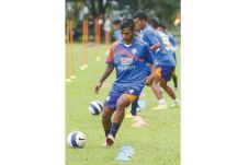 Suharno Tantang Pemain...