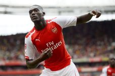 Arsenal Masih Berat...