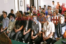 Korupsi Hibah untuk...