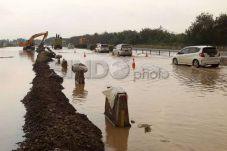 Enam Sungai Tak Dikeruk,...