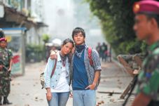 Drama Di Balik Kerusuhan