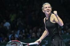 Halep Terbang ke Sydney...