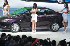 China Larang Model Seksi...