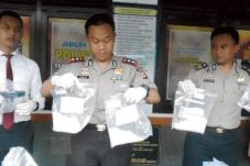 Transaksi Sabu Rp 4...