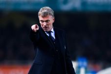 Moyes Pasang Target...