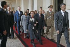 Presiden Italia Mundur