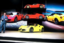 Alfa Romeo 4C Baru Lepaskan...