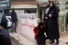 Al-Qaeda Eksekusi Wanita...
