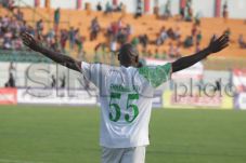 Bendol Memburu Striker...