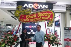 Advan Gelar Grand Opening...