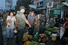 Kelurahan Lalang Gencarkan...