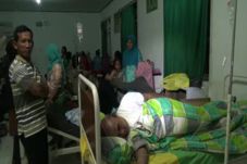 Enam Warga Bone Keracunan...