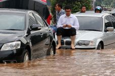 Baca Dulu Polis Jangan...