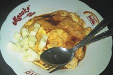 Mencicipi Beragam Pempek...