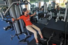 Peras Keringat Biar...
