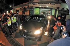 6 Ditembak Mati, 66...