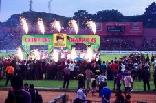 Meraup Untung dari Bubarnya...