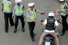 Pengendara Motor Ditilang...