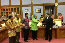 Wakil Ketua Komisi IX...
