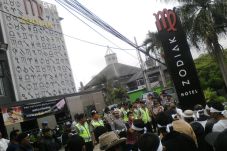 Logo Hotel di Bandung...